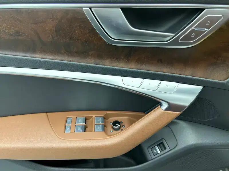 2020 Audi A6 (Imported) allroad Explorer 55 TFSI Premium Off-Road Model — миниатюра 32
