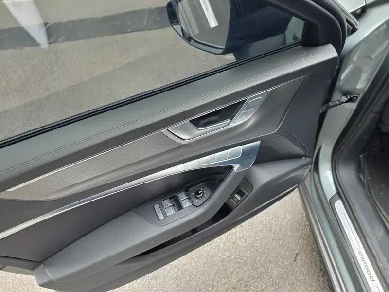 2020 Audi A6 (Imported) allroad Explorer 55 TFSI Premium Off-Road Model — миниатюра 13