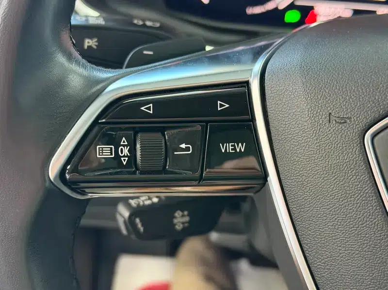 Audi A6 (Imported) 2022 Avant 45 TFSI Dynamic Edition — миниатюра 15