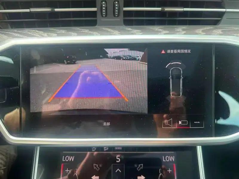 2024 Audi A6 (Imported) allroad quattro Explorer 55 TFSI Premium Off-Road Model — миниатюра 18