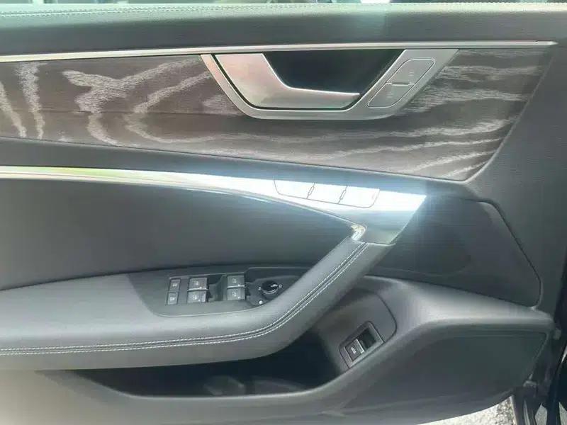 2024 Audi A6 (Imported) allroad quattro Explorer 55 TFSI Premium Off-Road Model — миниатюра 23