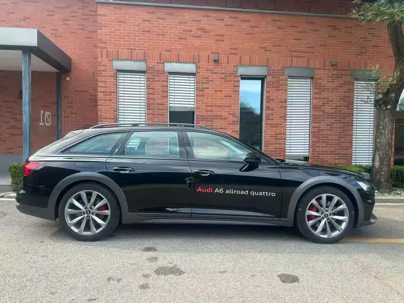 2024 Audi A6 (Imported) allroad quattro Explorer 55 TFSI Premium Off-Road Model — миниатюра 5