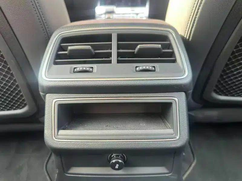 2024 Audi A6 (Imported) allroad quattro Explorer 55 TFSI Premium Off-Road Model — миниатюра 10