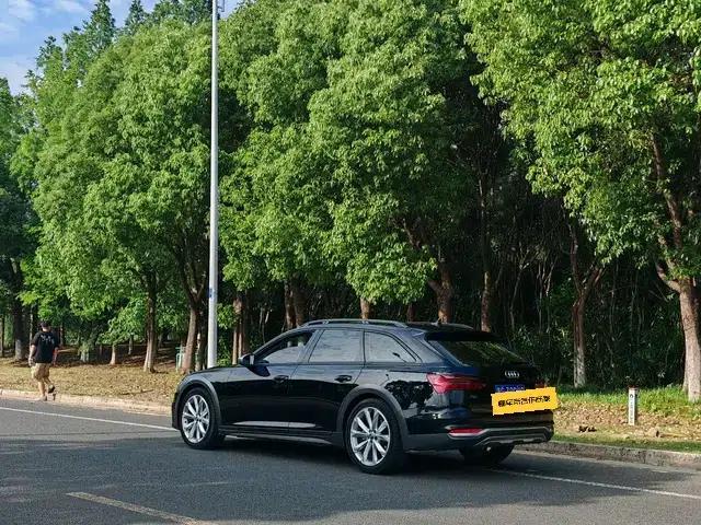 2020 Audi A6 (Imported) allroad Explorer 55 TFSI Premium Off-Road Model — миниатюра 5
