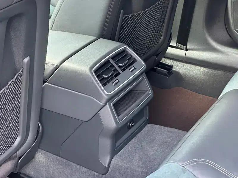 2021 Audi A6 (Imported) allroad quattro Explorer 55 TFSI Premium Off-Road Model — миниатюра 14
