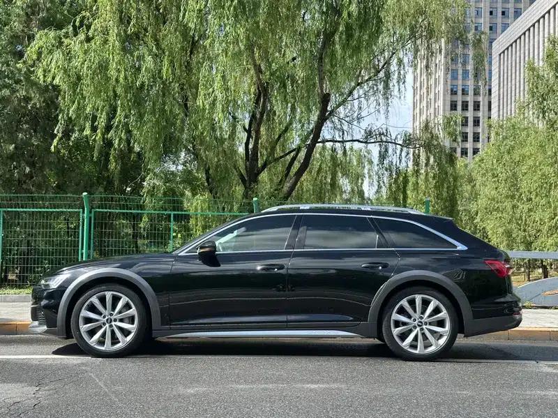 2021 Audi A6 (Imported) allroad quattro Explorer 55 TFSI Premium Off-Road Model — миниатюра 3