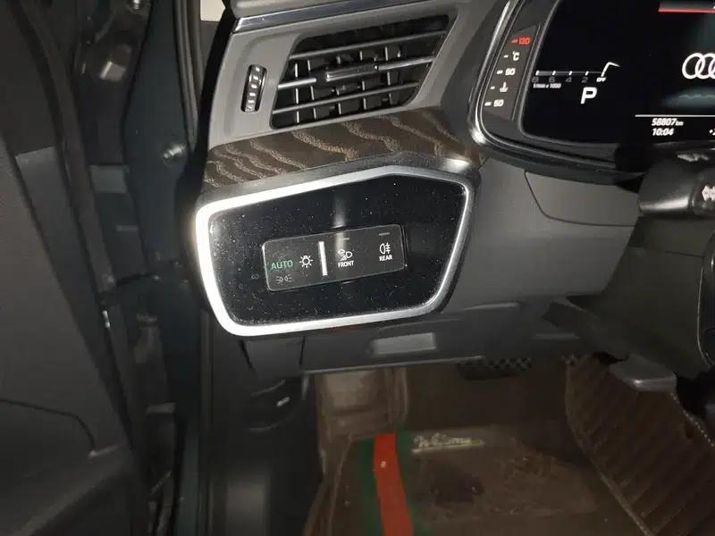 2021 Audi A6 (Imported) allroad quattro Explorer 55 TFSI Premium Off-Road Model — миниатюра 13
