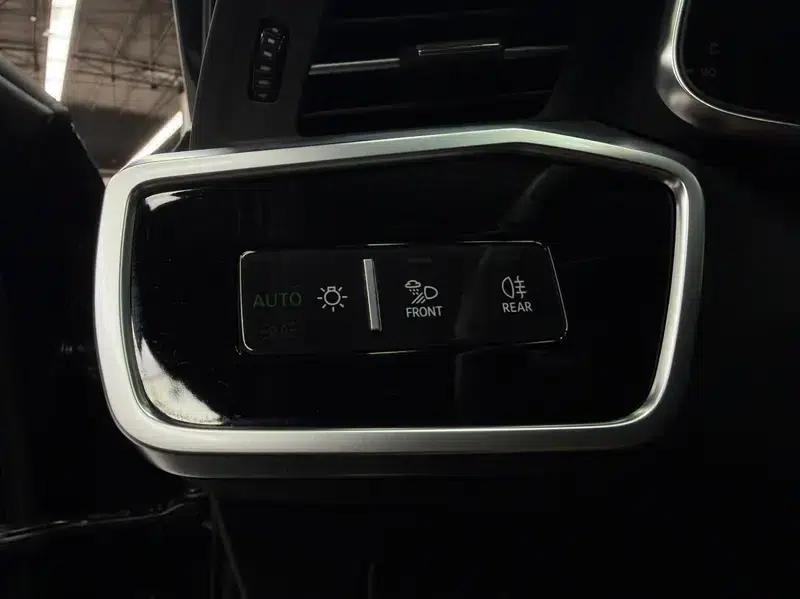 2023 Audi A6 (Imported) allroad quattro 55 TFSI Premium Off-Road Model — миниатюра 10