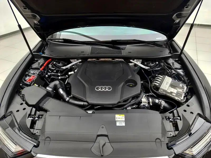 2024 Audi A6 (Imported) allroad quattro Explorer 55 TFSI Premium Off-Road Model — миниатюра 10