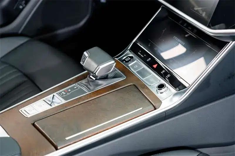 2021 Audi A6 (Imported) allroad quattro Explorer 55 TFSI Premium Off-Road Model — миниатюра 11