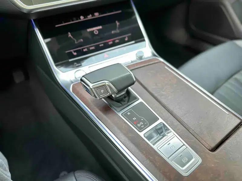 2020 Audi A6 (Imported) allroad Explorer 55 TFSI Premium Off-Road Model — миниатюра 21