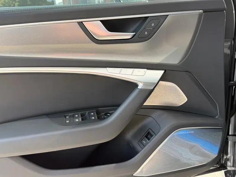 2021 Audi A6 (Imported) Avant 40 TFSI Luxury Dynamic — миниатюра 7