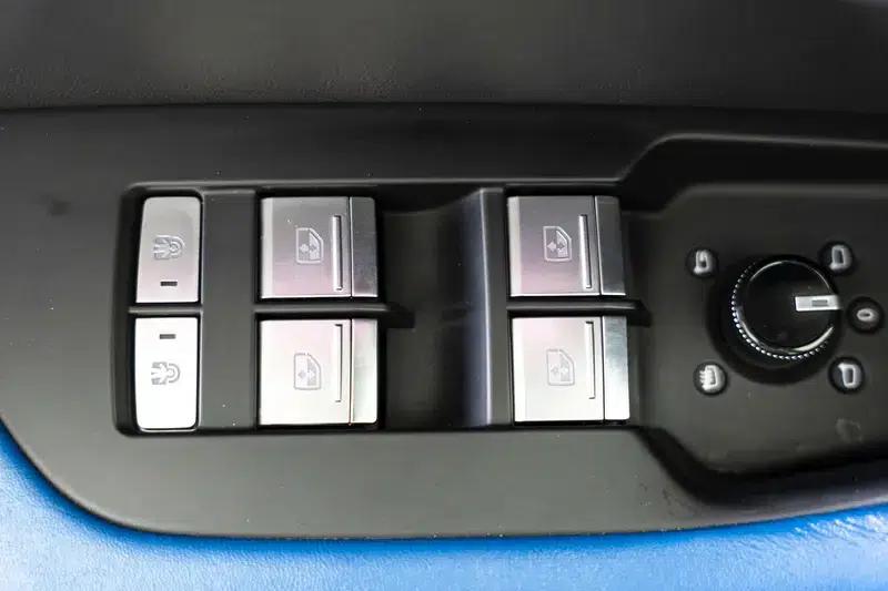 2020 Audi A6 (Imported) allroad Explorer 55 TFSI Premium Off-Road Model — миниатюра 23