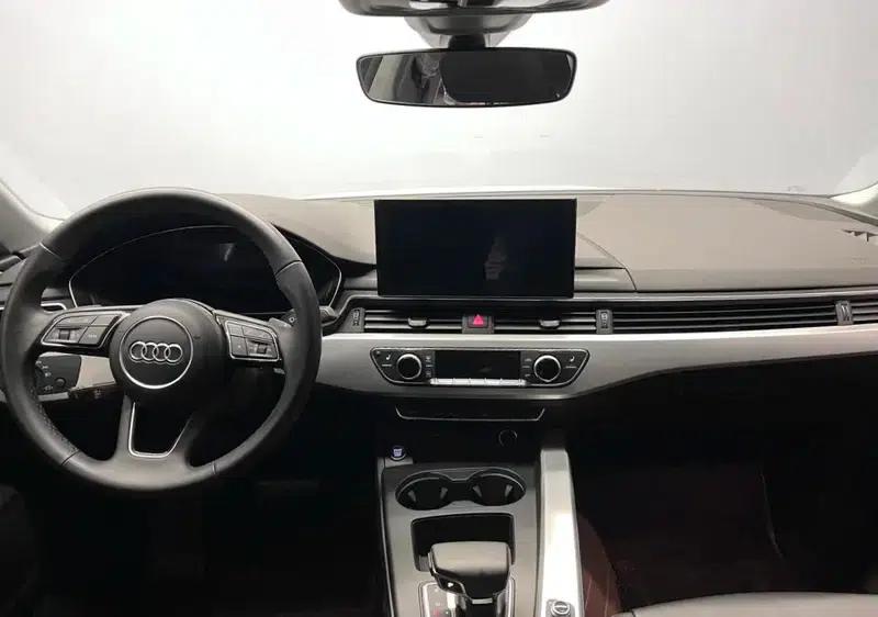 Audi A5 2021 Sportback 40 TFSI Fashionable Elegant Model — миниатюра 11