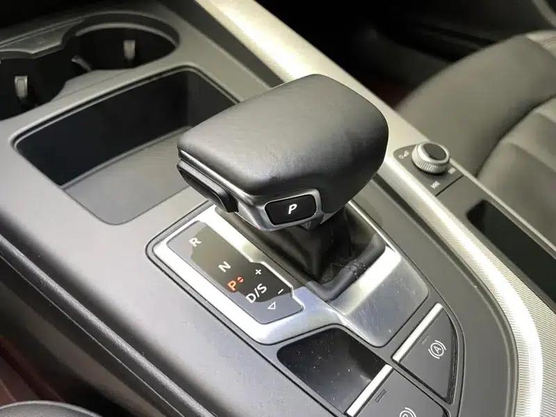 Audi A5 2021 Sportback 40 TFSI Fashionable Elegant Model — миниатюра 14