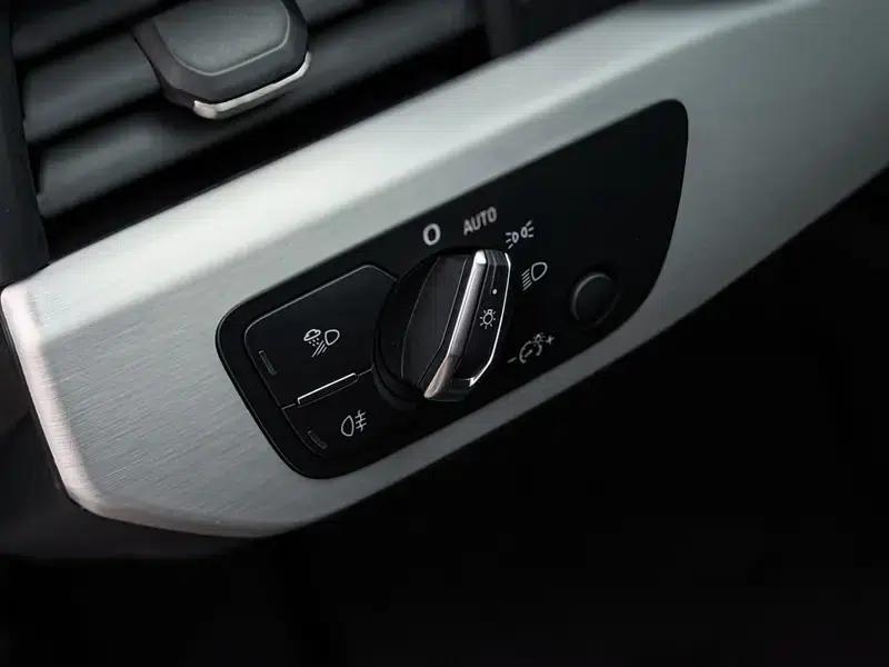 Audi A5 2023 Sportback 40 TFSI quattro Luxury Dynamic — миниатюра 17