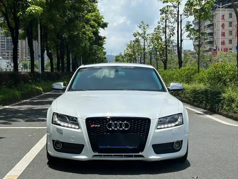 Audi A5 2010 2.0TFSI Coupe Fashion Edition — миниатюра 2
