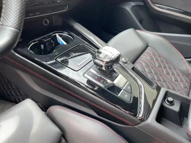 Audi A5 2021 Sportback 40 TFSI Fashionable Elegant Model — миниатюра 15