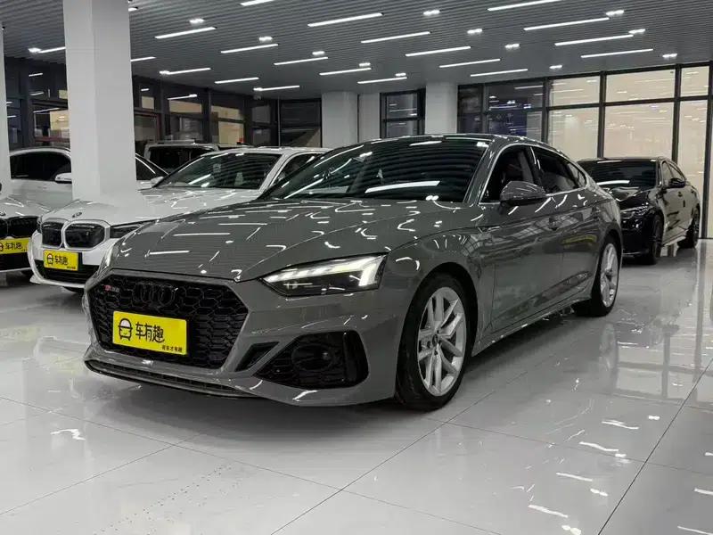 Audi A5 2022 Sportback 40 TFSI Fashionable Elegant Model — миниатюра 1