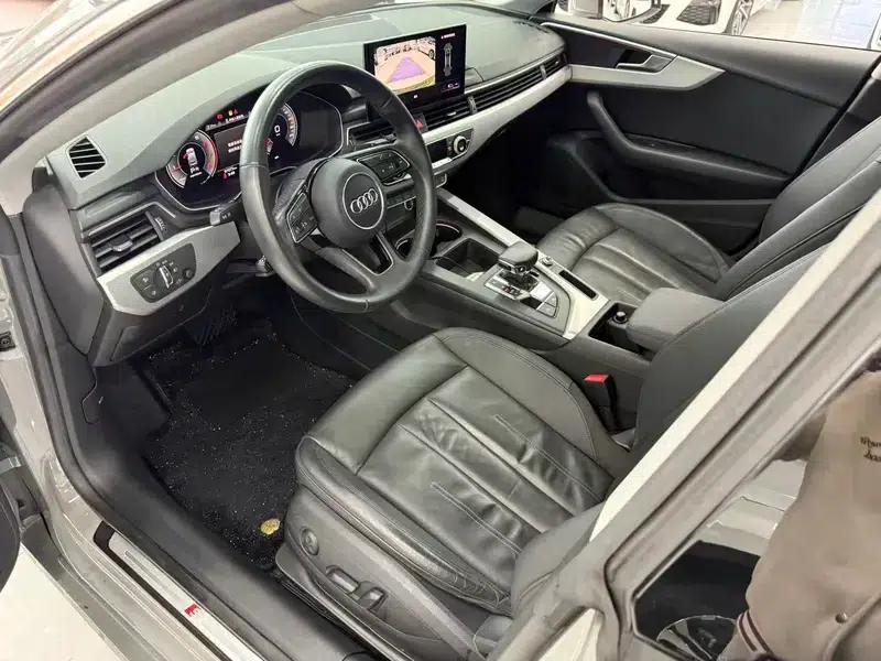 Audi A5 2022 Sportback 40 TFSI Fashionable Elegant Model — миниатюра 13
