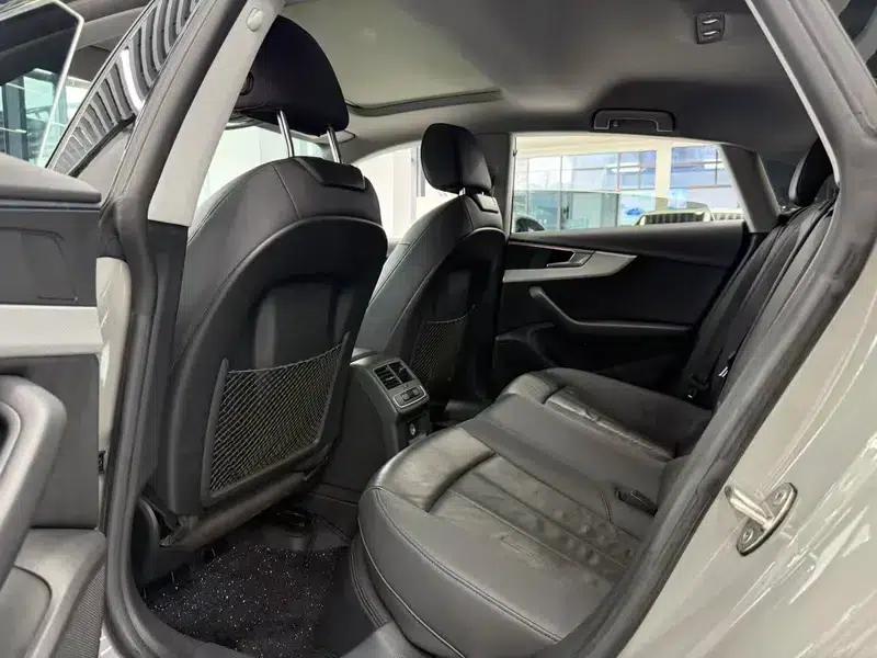 Audi A5 2022 Sportback 40 TFSI Fashionable Elegant Model — миниатюра 15