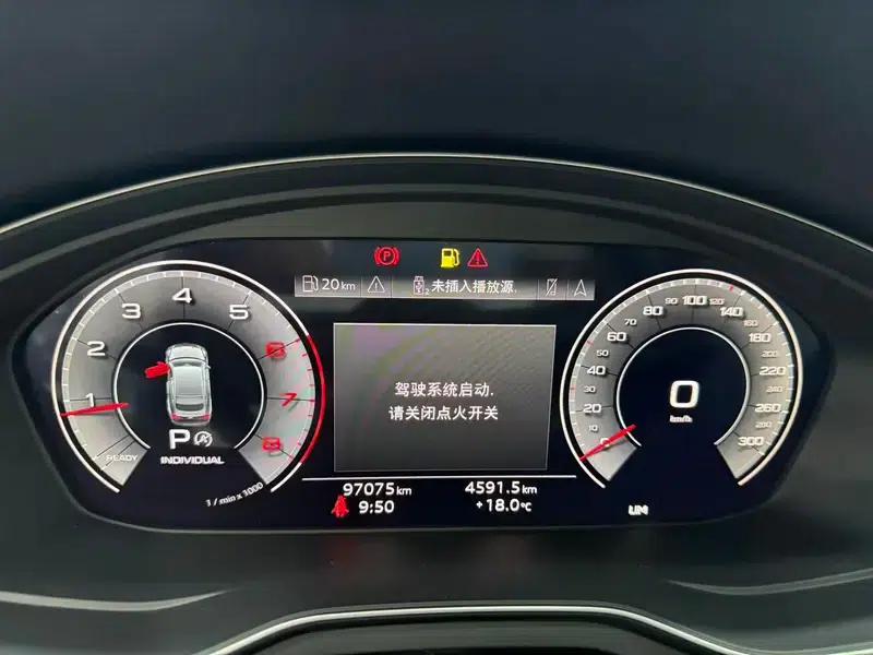 Audi A5 2022 Sportback 40 TFSI Fashionable Elegant Model — миниатюра 9