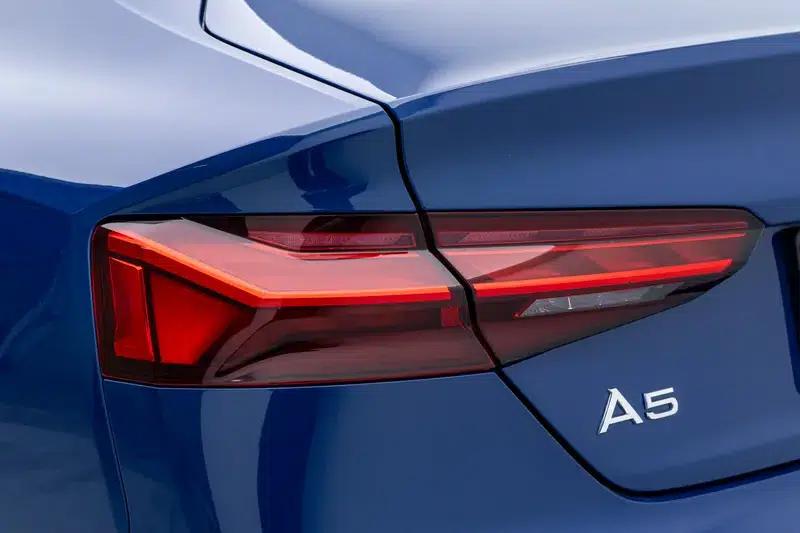 Audi A5 2023 Sportback 40 TFSI quattro Luxury Dynamic — миниатюра 13
