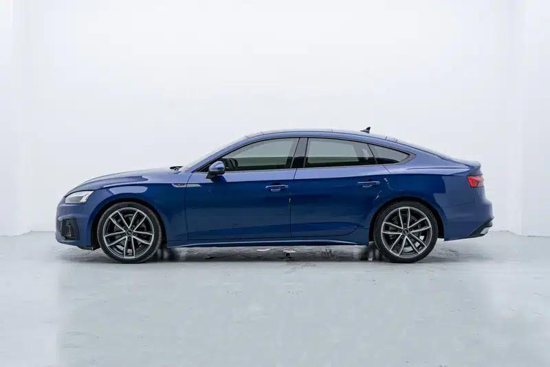 Audi A5 2023 Sportback 40 TFSI quattro Luxury Dynamic — миниатюра 4