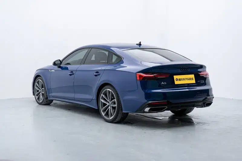 Audi A5 2023 Sportback 40 TFSI quattro Luxury Dynamic — миниатюра 5