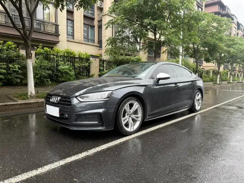 Audi A5 2019 Sportback 40 TFSI Fashion Edition (National V Emission Standard) — миниатюра 1