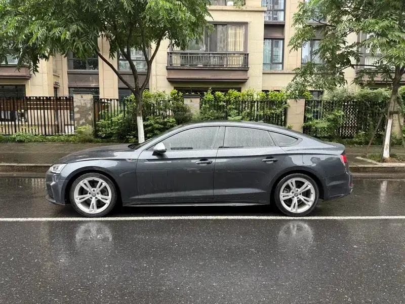 Audi A5 2019 Sportback 40 TFSI Fashion Edition (National V Emission Standard) — миниатюра 4