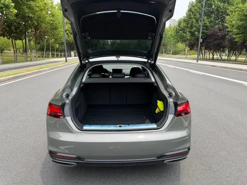 Audi A5 2024 Sportback 40 TFSI quattro Luxury Dynamic — миниатюра 14