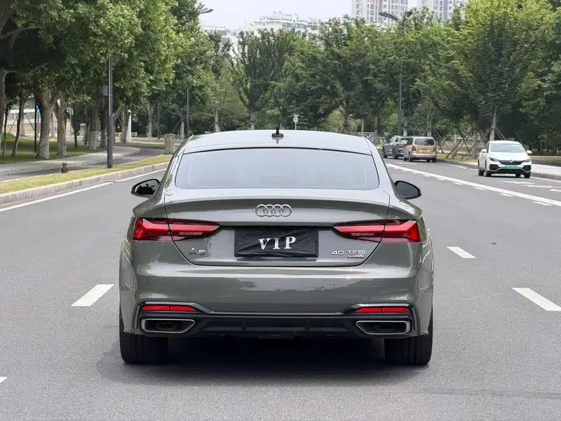 Audi A5 2024 Sportback 40 TFSI quattro Luxury Dynamic — миниатюра 6