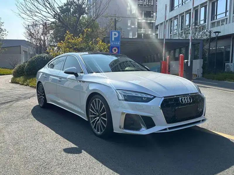 Audi A5 2023 Sportback 40 TFSI quattro Luxury Dynamic — миниатюра 3