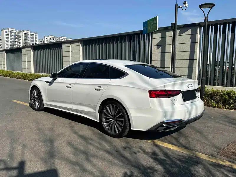 Audi A5 2023 Sportback 40 TFSI quattro Luxury Dynamic — миниатюра 4