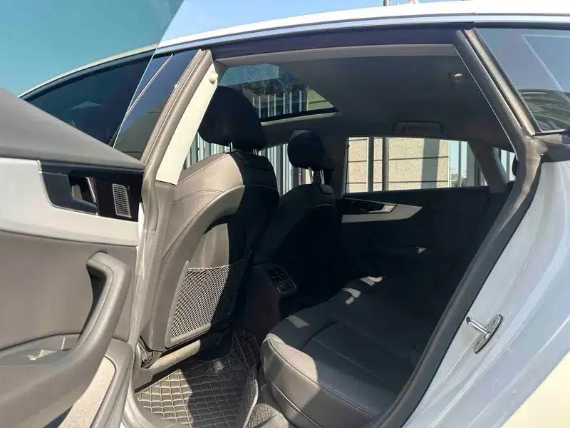 Audi A5 2023 Sportback 40 TFSI quattro Luxury Dynamic — миниатюра 10