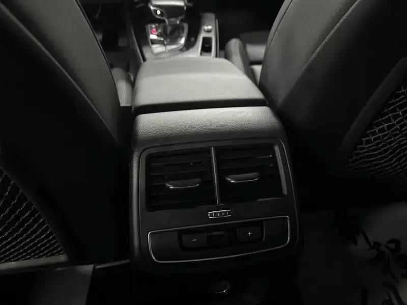 Audi A5 2023 Sportback 40 TFSI quattro Luxury Dynamic — миниатюра 11