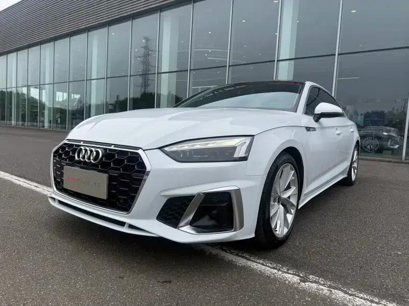 Audi A5 2021 Sportback 40 TFSI Fashionable Elegant Model — миниатюра 1