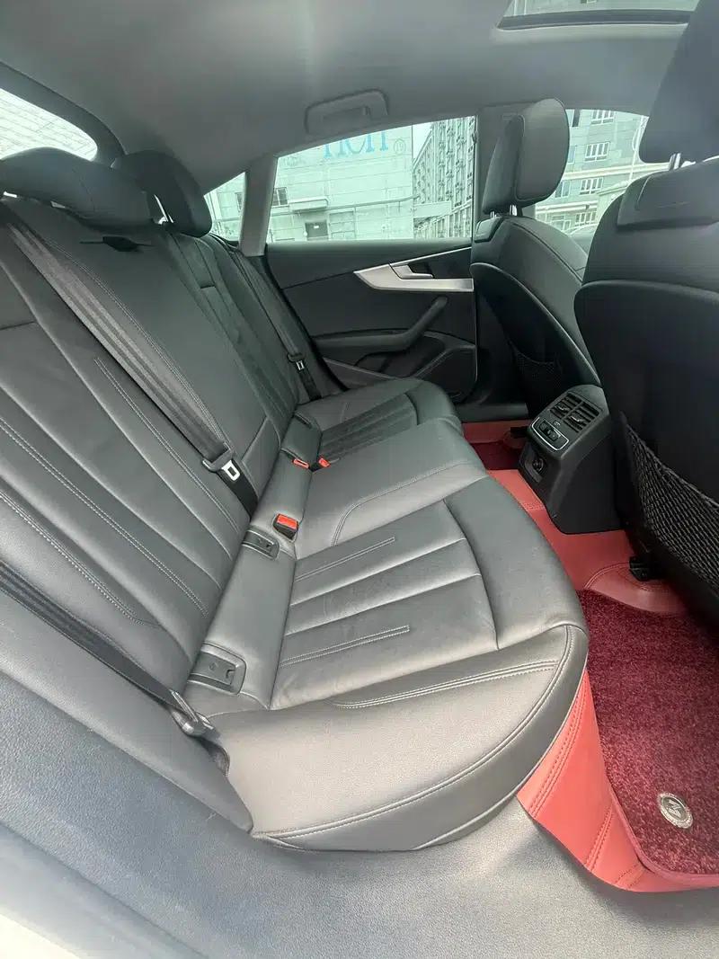 Audi A5 2021 Sportback 40 TFSI Fashionable Elegant Model — миниатюра 11