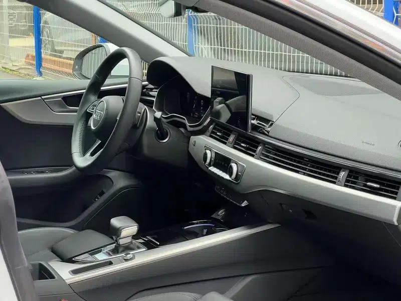 Audi A5 2024 Sportback 40 TFSI Fashion Dynamic Edition — миниатюра 17