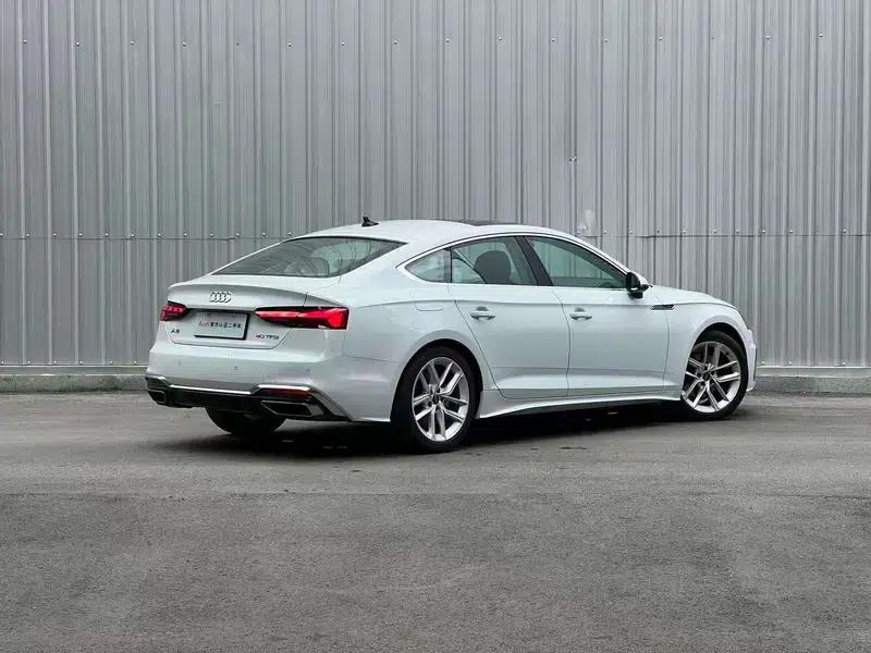 Audi A5 2024 Sportback 40 TFSI Fashion Dynamic Edition — миниатюра 4
