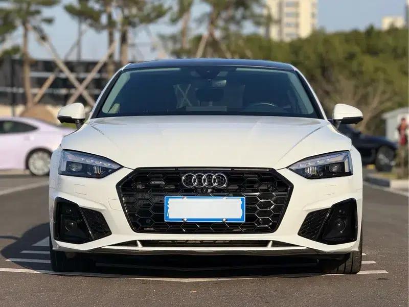 Audi A5 2022 Sportback 40 TFSI Fashionable Elegant Model — миниатюра 2