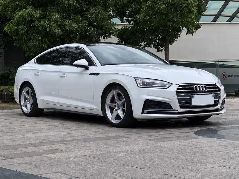 Audi A5 2017 Sportback 40 TFSI Fashion Edition — миниатюра 3
