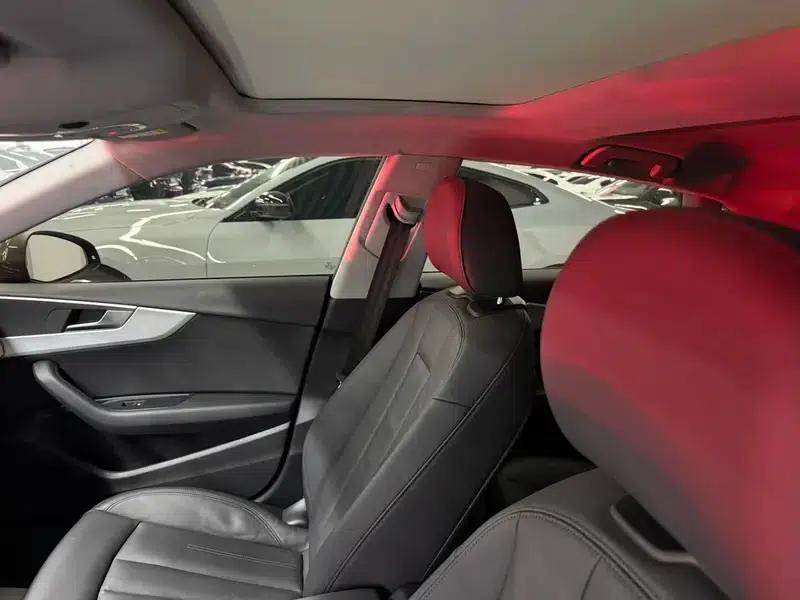 Audi A5 2021 Sportback 40 TFSI Fashionable Elegant Model — миниатюра 16