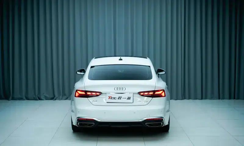 Audi A5 2023 Sportback 40 TFSI Fashion Dynamic Edition — миниатюра 3