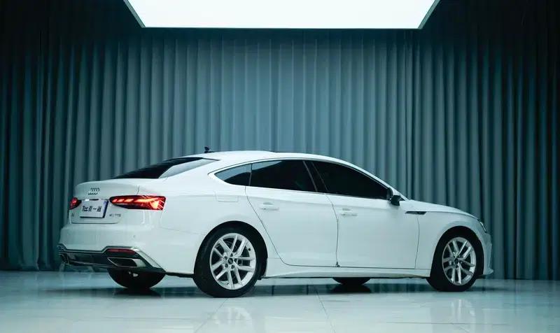 Audi A5 2023 Sportback 40 TFSI Fashion Dynamic Edition — миниатюра 4