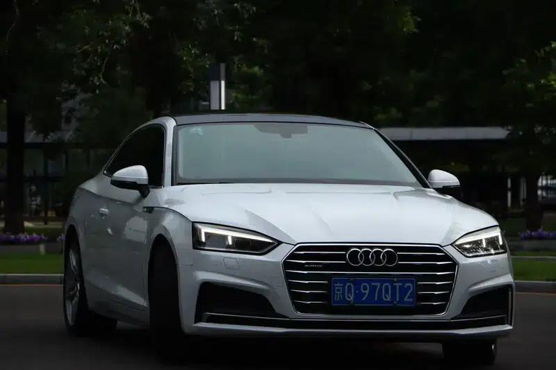 Audi A5 2017 Coupe 45 TFSI quattro Sport — миниатюра 3