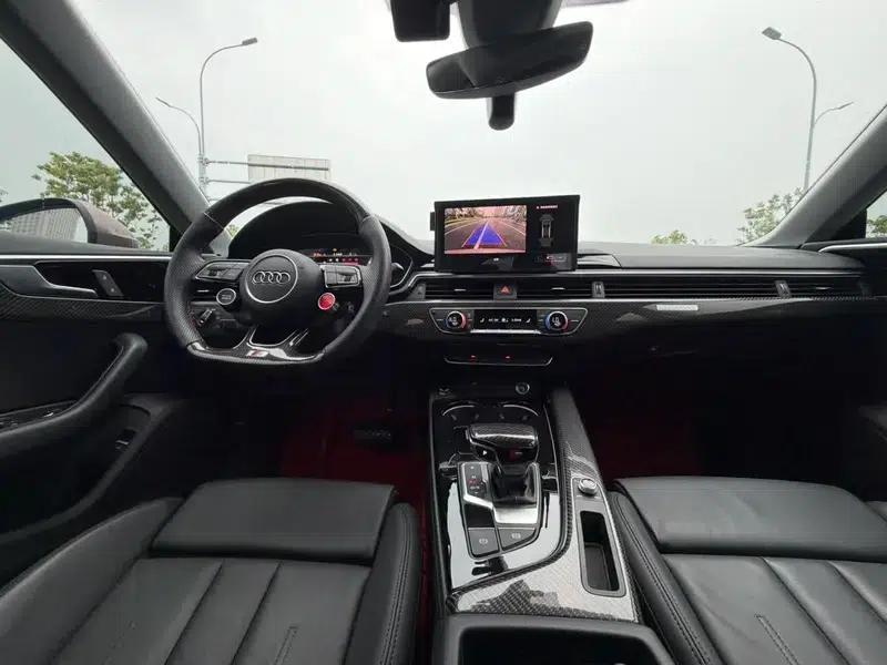 Audi A5 2022 Sportback 40 TFSI Fashionable Elegant Model — миниатюра 13
