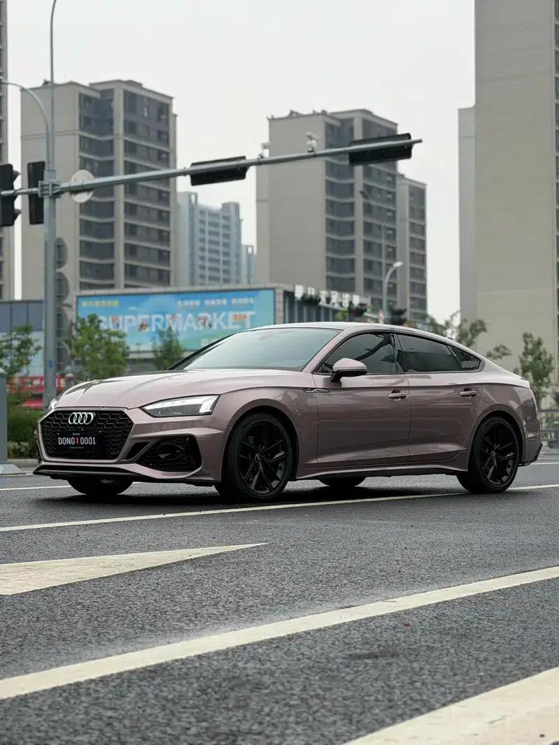 Audi A5 2022 Sportback 40 TFSI Fashionable Elegant Model — миниатюра 5