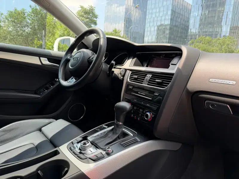 Audi A5 2013 Sportback 40 TFSI quattro Fashion Edition — миниатюра 25